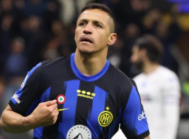 Primer plano de Alexis Sánchez con camiseta del Inter de Milán