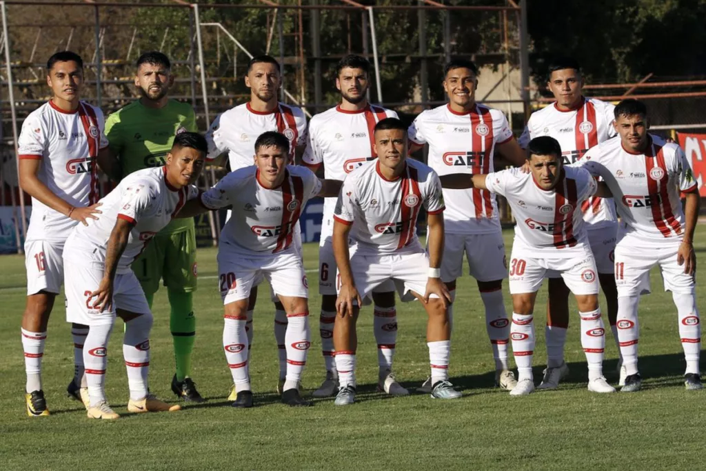 Once titular de Unión San Felipe en la derrota 2-3 ante Deportes Limache por la sexta fecha de la Primera B del fútbol chileno durante la temporada 2024.