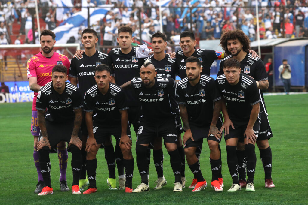 Formación titular de Colo-Colo para enfrentar a Universidad Católica.