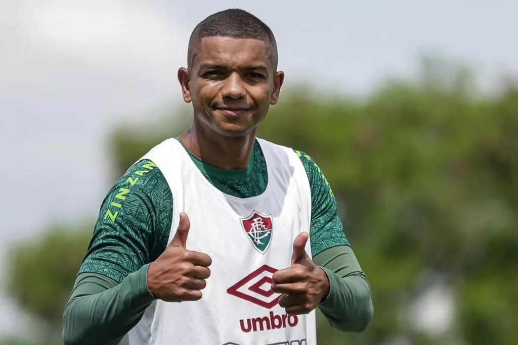 Primer plano a David Braz en un entrenamiento con Fluminense.
