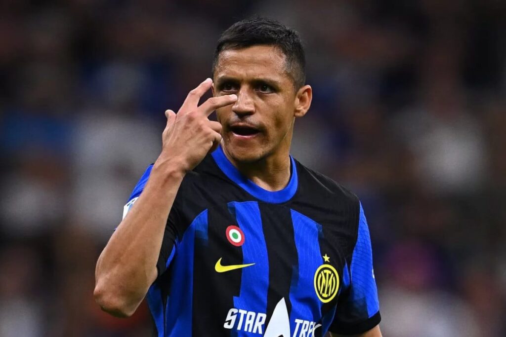 Primer plano a Alexis Sánchez con camiseta del Inter de Milán.