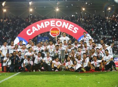 Colo-Colo celebrando su título de campeón de Copa Chile