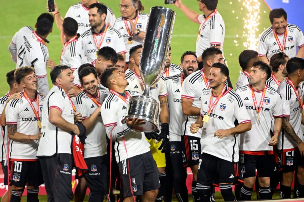 Colo-Colo celebrando la obtención de la Copa Chile 2023