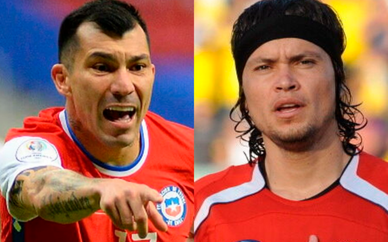 Primer plano a los deportistas chilenos Gary Medel y Waldo Ponce, quienes tienen la camiseta de la Selección Cgilena puesta.