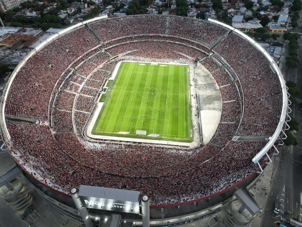 Estadio Más Monumental de River Plate