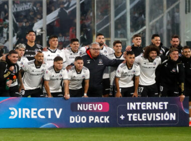 El plantel de Colo-Colo en el parto frente a Unión La Calera