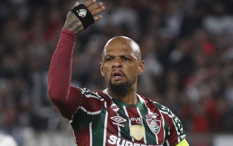 Primer plano de Felipe Melo con la camiseta de Fluminense.