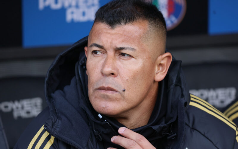 Primer plano de Jorge Almirón.