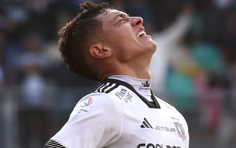 Primer plano de Cristián Zavala con car de lamento.