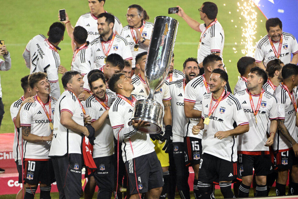 Colo-Colo se corona campeón de la Copa Chile 2023 tras vencer a Magallanes.