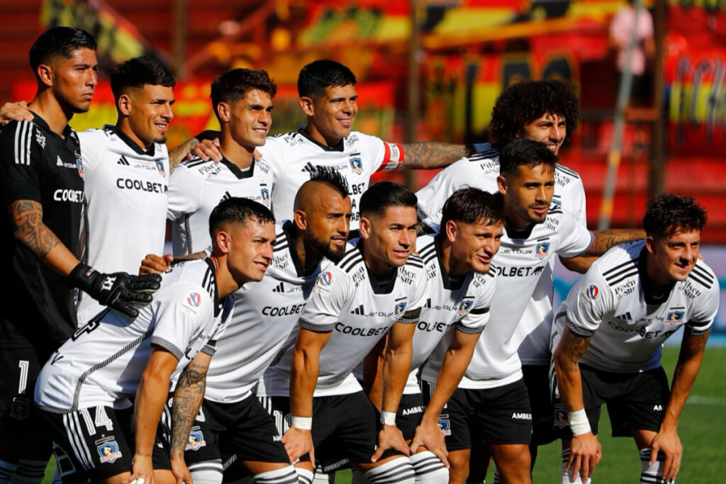 Formación titular de Colo-Colo para enfrentar a Unión Española por el Campeonato Nacional 2024.