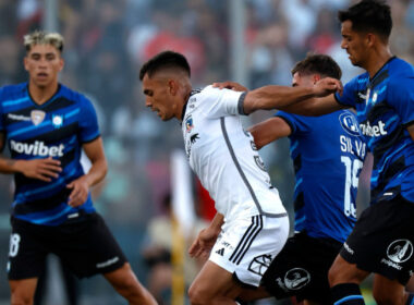 Partido entre Colo-Colo y Huachipato por el Campeonato Nacional 2024.