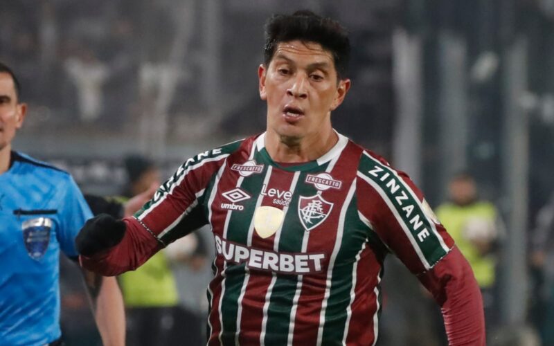 Primer plano a Germán Cano con camiseta de Fluminense