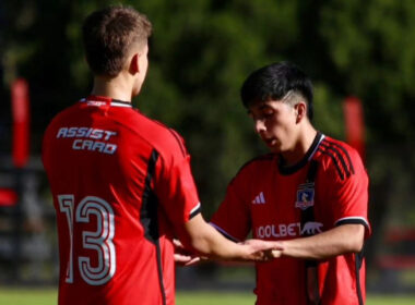 Sub-18 de Colo-Colo disputando el torneo Canteras de América.