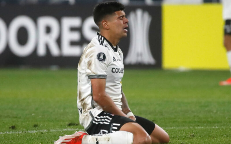 Esteban Pavez en el duelo frente a Alianza Lima