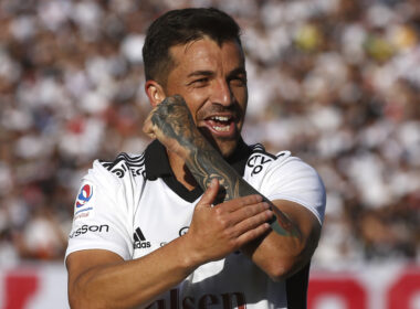 El jugador de Colo-Colo, Gabriel Costa, celebrando un gol
