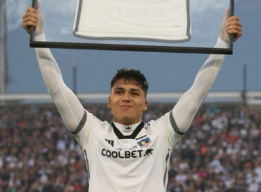 Damián Pizarro es despedido en su último duelo con Colo-Colo