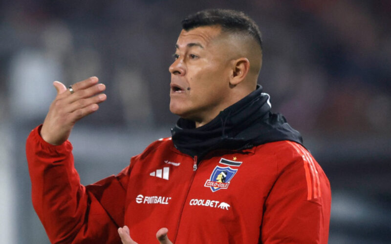 El técnico de Colo-Colo en el partido frente a Deportes Copiapó
