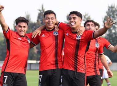 Colo-Colo Proyección celebrando un gol frente a Palestino