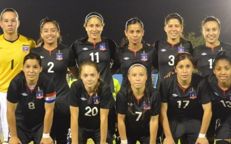 Estefanía Banini levantó la Copa Libertadores 2012 con Colo-Colo