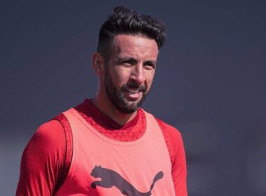 Mauricio Isla durante un entrenamiento con Independiente de Avellaneda.