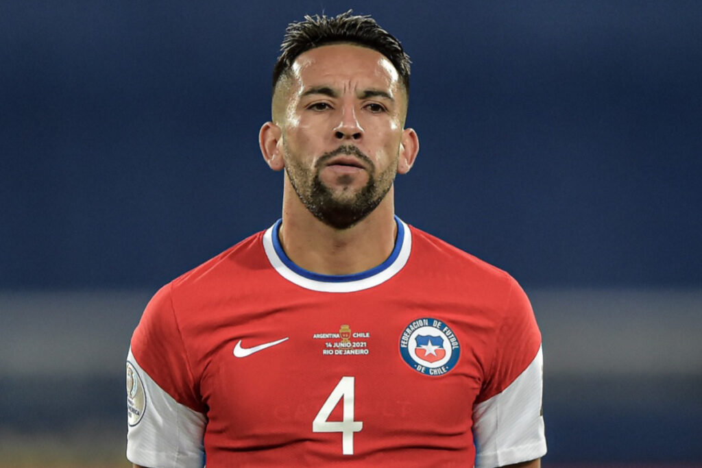 Primer plano al Seleccionado Nacional, Mauricio Isla