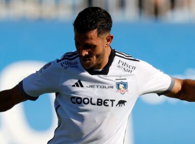 Ramiro González con la camiseta de Colo-Colo.