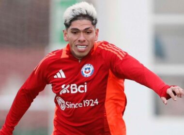 Carlos Palacios durante un entrenamiento de la Selección Chilena.
