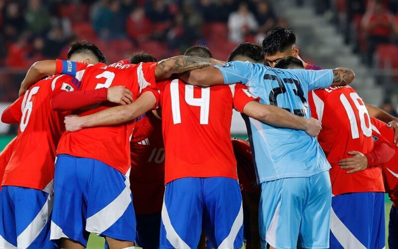 Jugadores de la Selección Chilena en el duelo frente a Brasil.