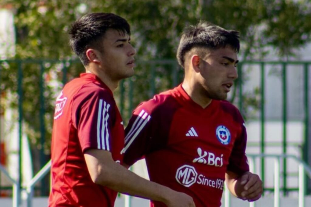 Nicolás Suárez durante un amistoso con la Selección Chilena Sub-20.