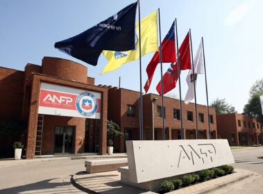 Edificio de la ANFP en Quilín.
