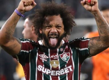 Primer plano a Marcelo celebrando el triunfo contra Colo-Colo.