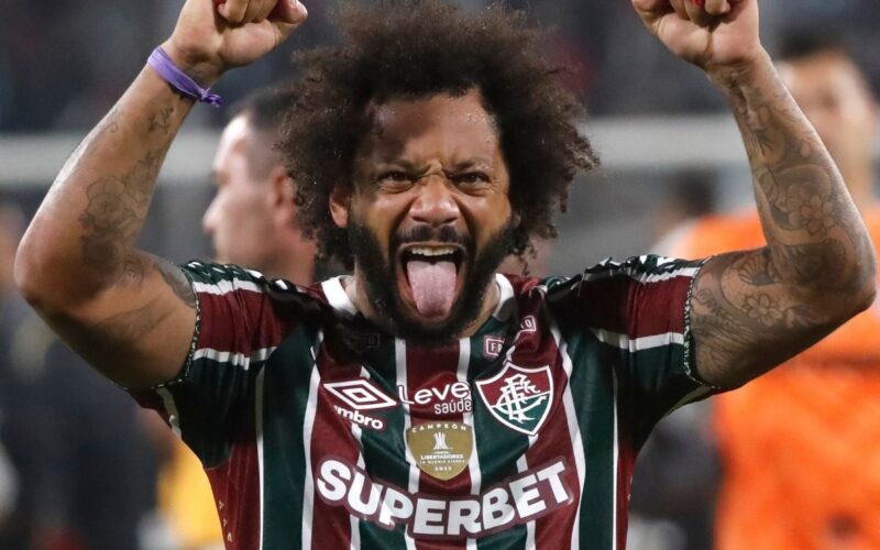 Primer plano a Marcelo celebrando el triunfo contra Colo-Colo.