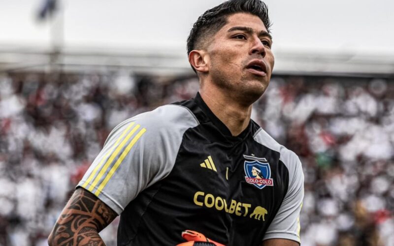 Primer plano a Brayan Cortés realizando el trabajo precompetitivo.