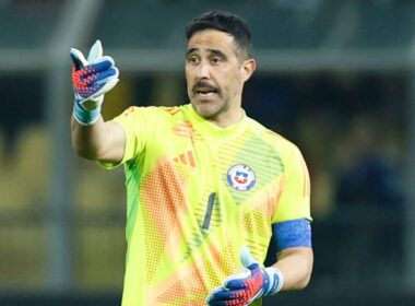 Claudio Bravo en la Selección Chilena.