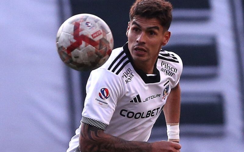 El jugador de Colo-Colo, Erick Wiemberg.