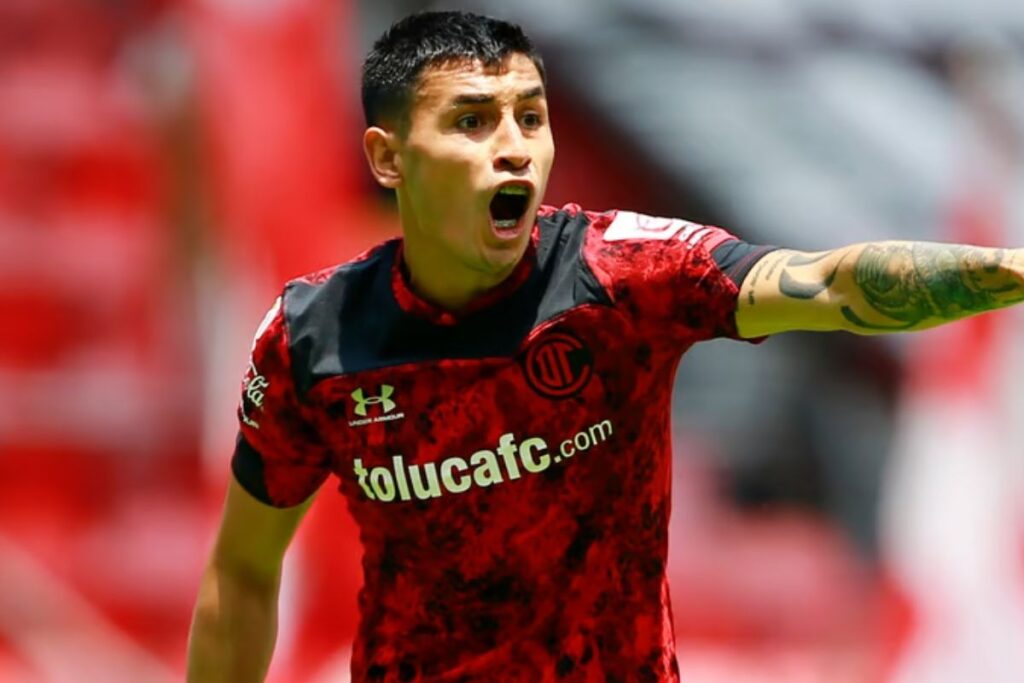 El jugador de Toluca, Claudio Baeza.
