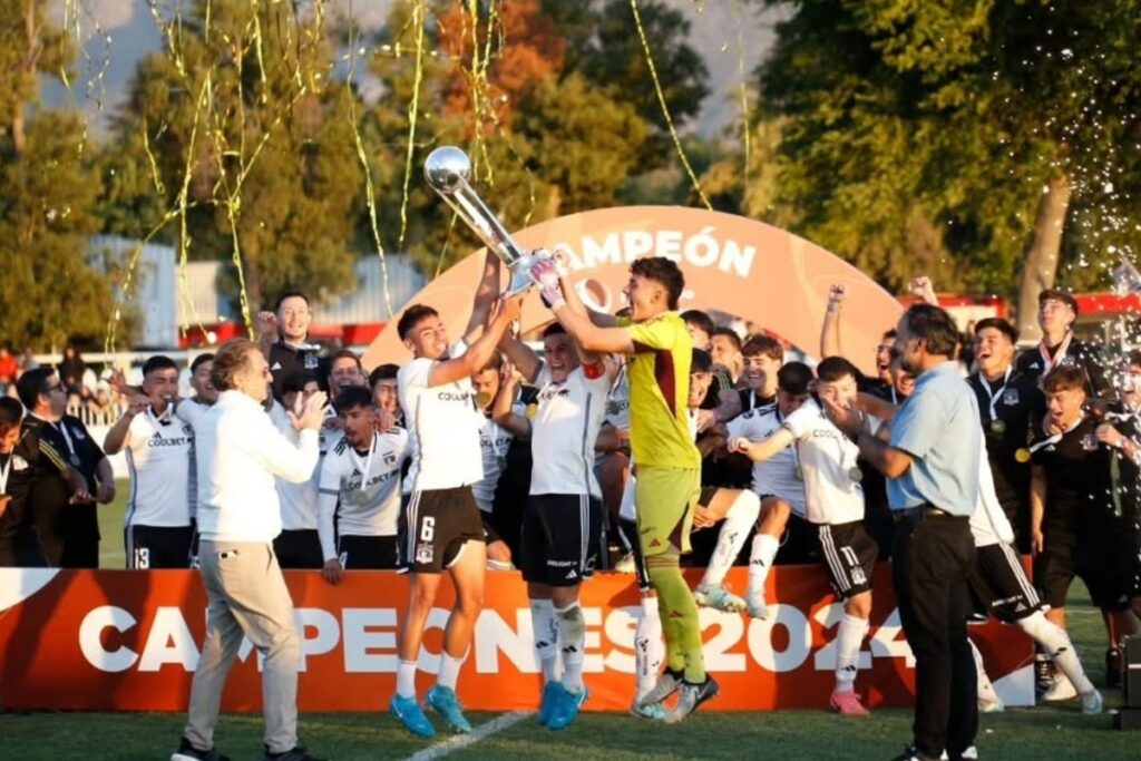 Colo-Colo fútbol joven campeón del Torneo de Proyección