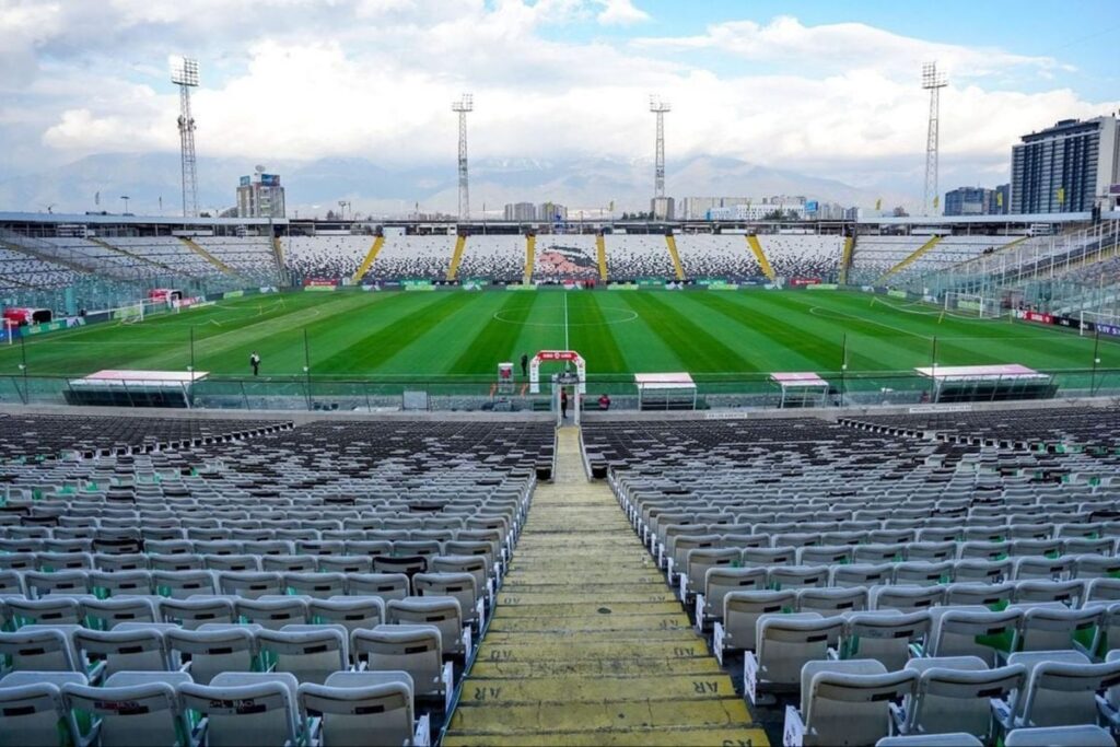 Estadio Monumental vacío.