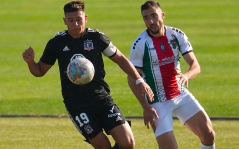 Nicolás Garrido con la Proyección de Colo-Colo vs Palestino.