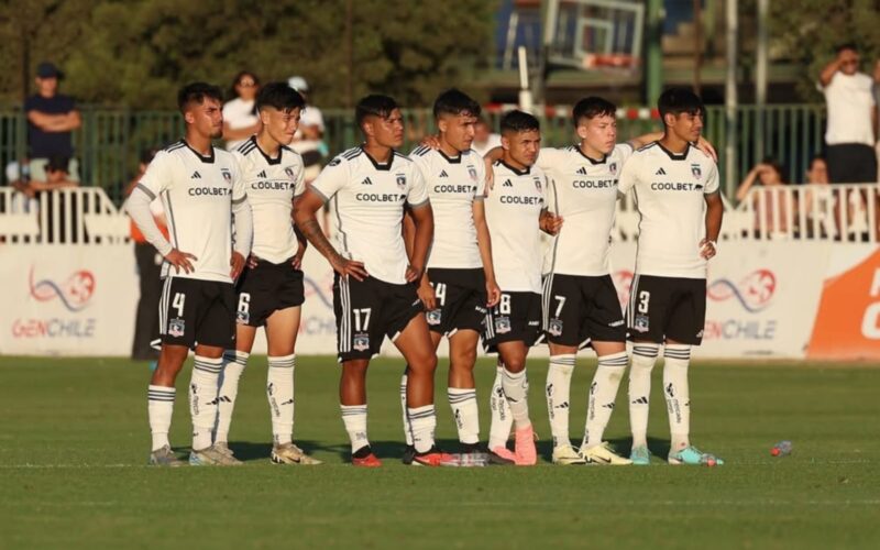 Colo-Colo Proyección en la Supercopa.