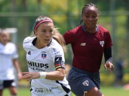 Yanara Aedo en el duelo de Colo-Colo femenino vs Sao Paulo.