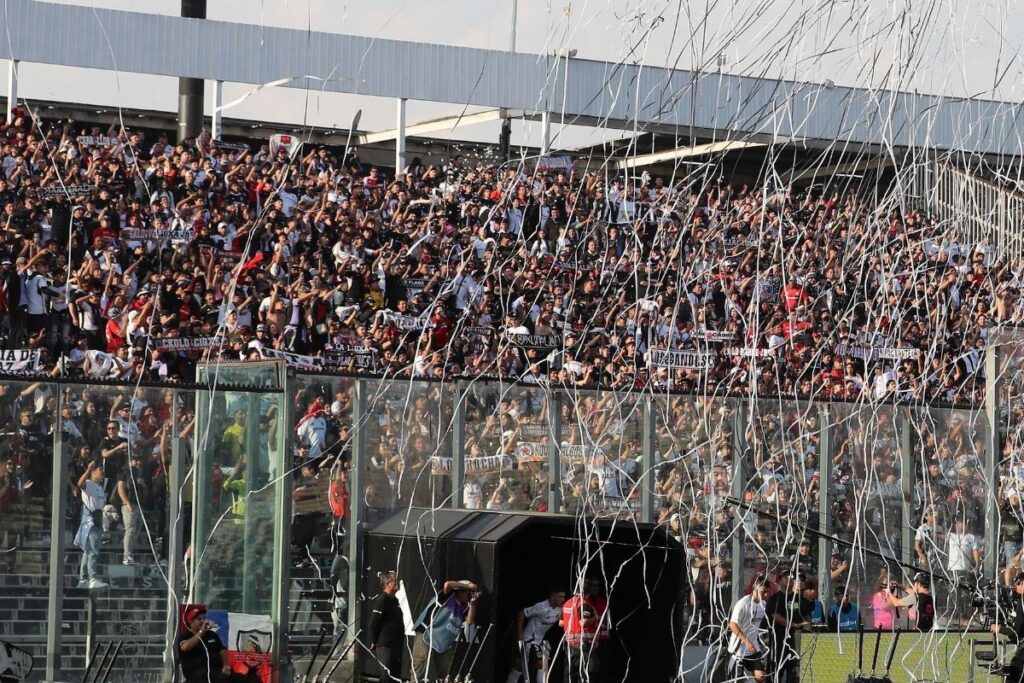 Barra de Colo-Colo en el duelo frente a Palestino