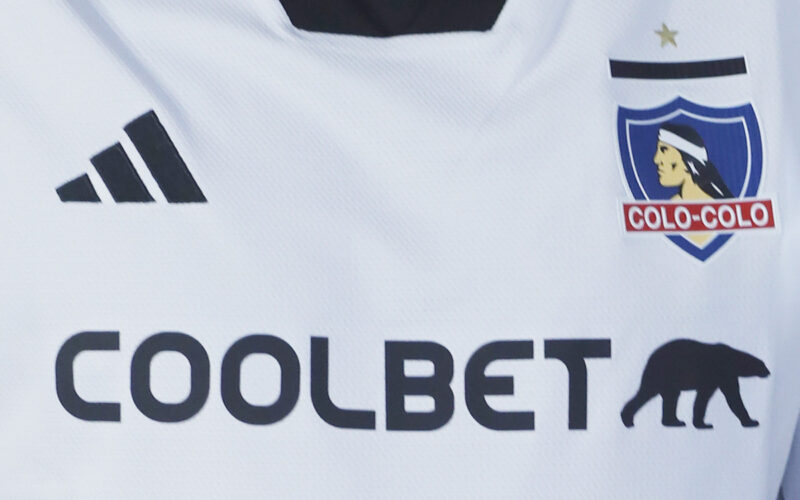 Camiseta de Colo-Colo 2024.