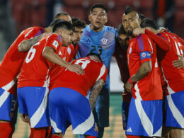 Futbol, Chile vs Ecuador. Primera rueda, clasificatorias al Mundial 2026. El equipo de la seleccion chilena es fotografiado durante el partido clasificatorio al Mundial 2026 contra Ecuador disputado en el estadio Nacional de Santiago, Chile. 25/03/2025 Andres Pina/Photosport Football, Chile vs Ecuador. Round one, 2026 World Cup Qualifiers. Chile’s team are pictured during a 2026 World Cup qualifier match against Ecuador at the National stadium in Santiago, Chile. 25/03/2025 Andres Pina/Photosport