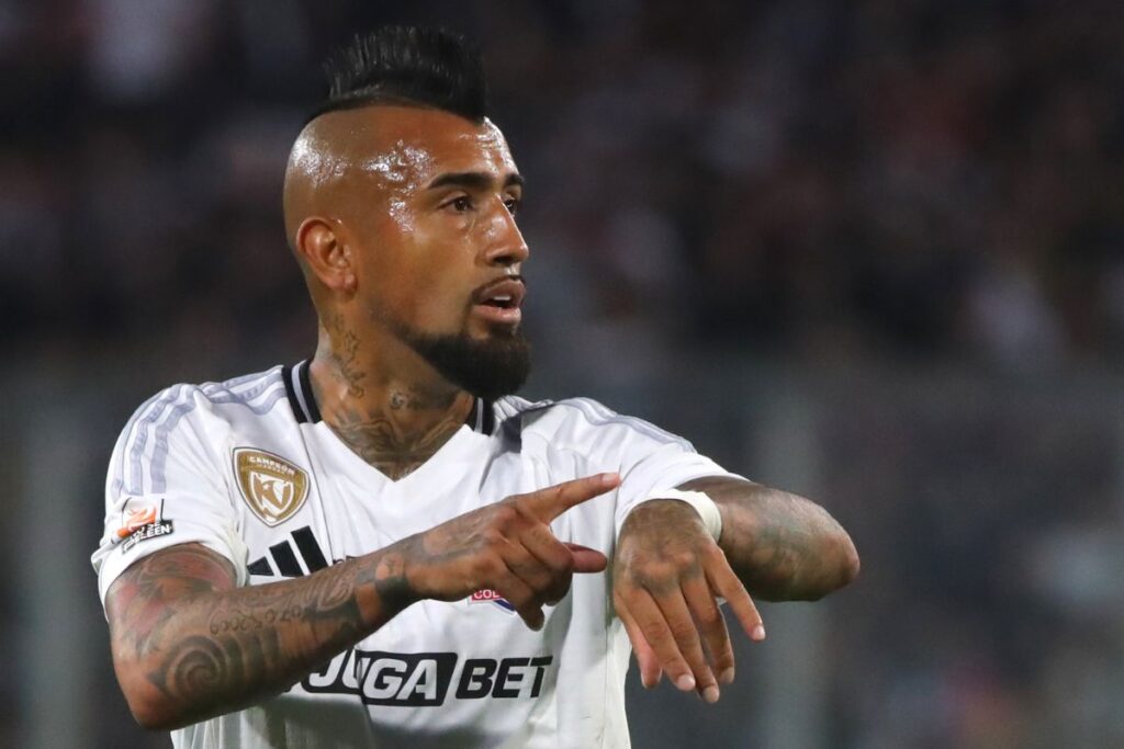 Arturo Vidal en conferencia se adelanta ante la sanción de Conmebol