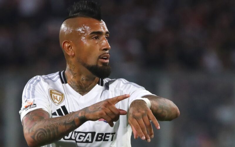 Arturo Vidal en conferencia se adelanta ante la sanción de Conmebol