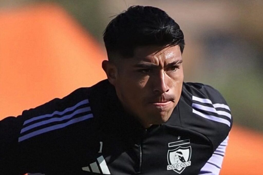 Brayan entrenando con Colo-Colo.