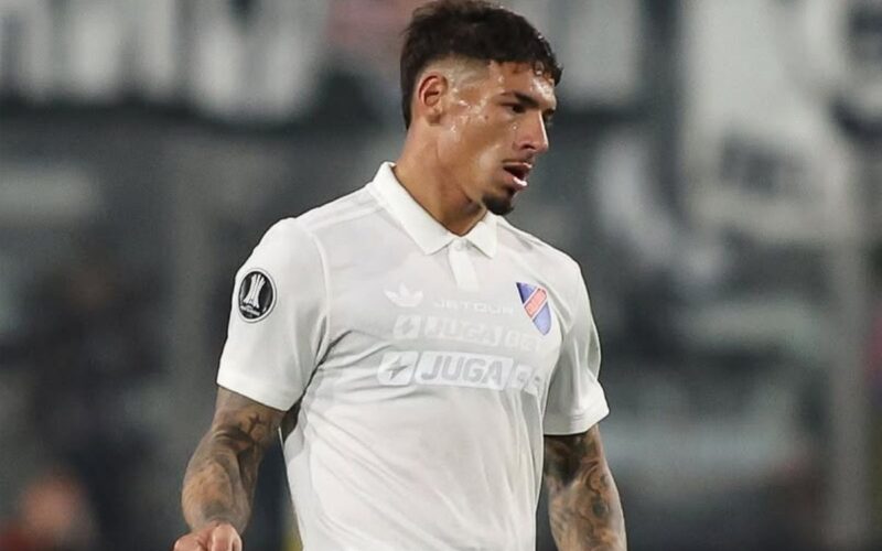 Alan Saldivia en el duelo de Colo-Colo vs Fortaleza