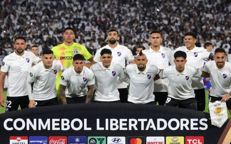 Colo-Colo sería sancionado por Conmebol